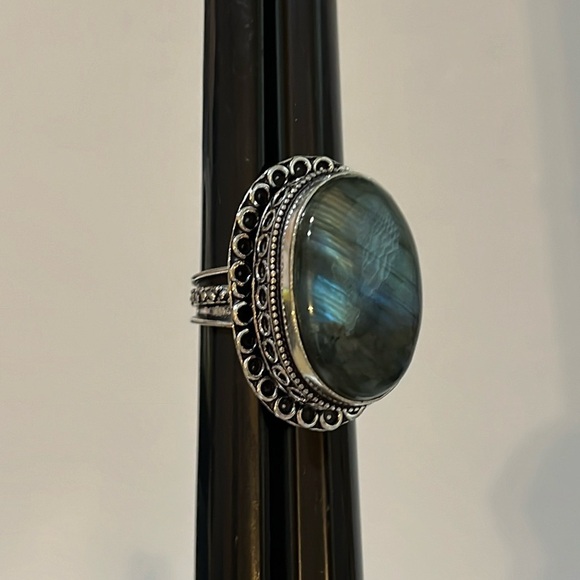 STATEMENT GEMSTONE RING SILVER OVERLAY BLUE FLASH LABRADORITE SIZE 8.25 - Picture 7 of 7